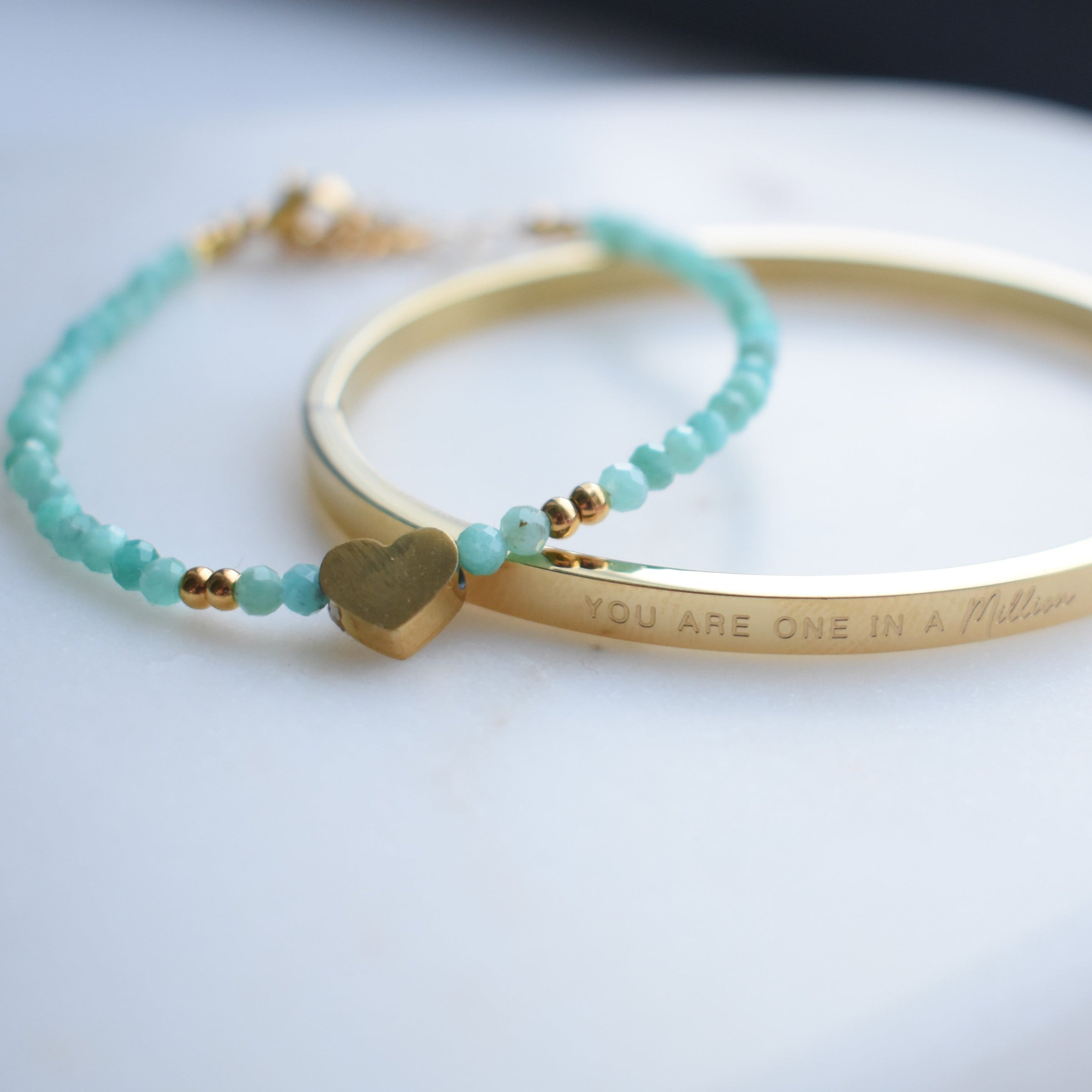 Armbandjes met hartjes