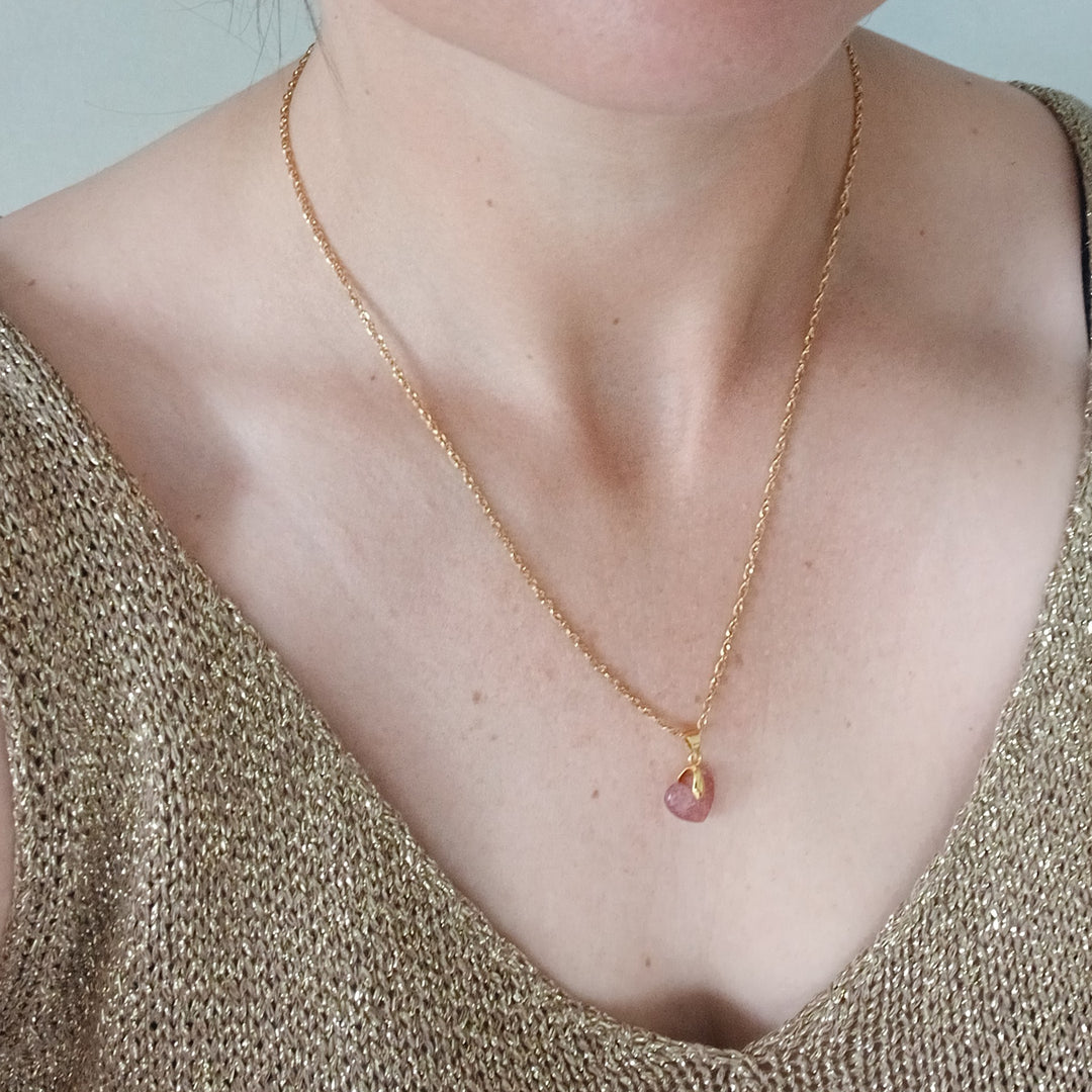 Ketting met hartjes bedel