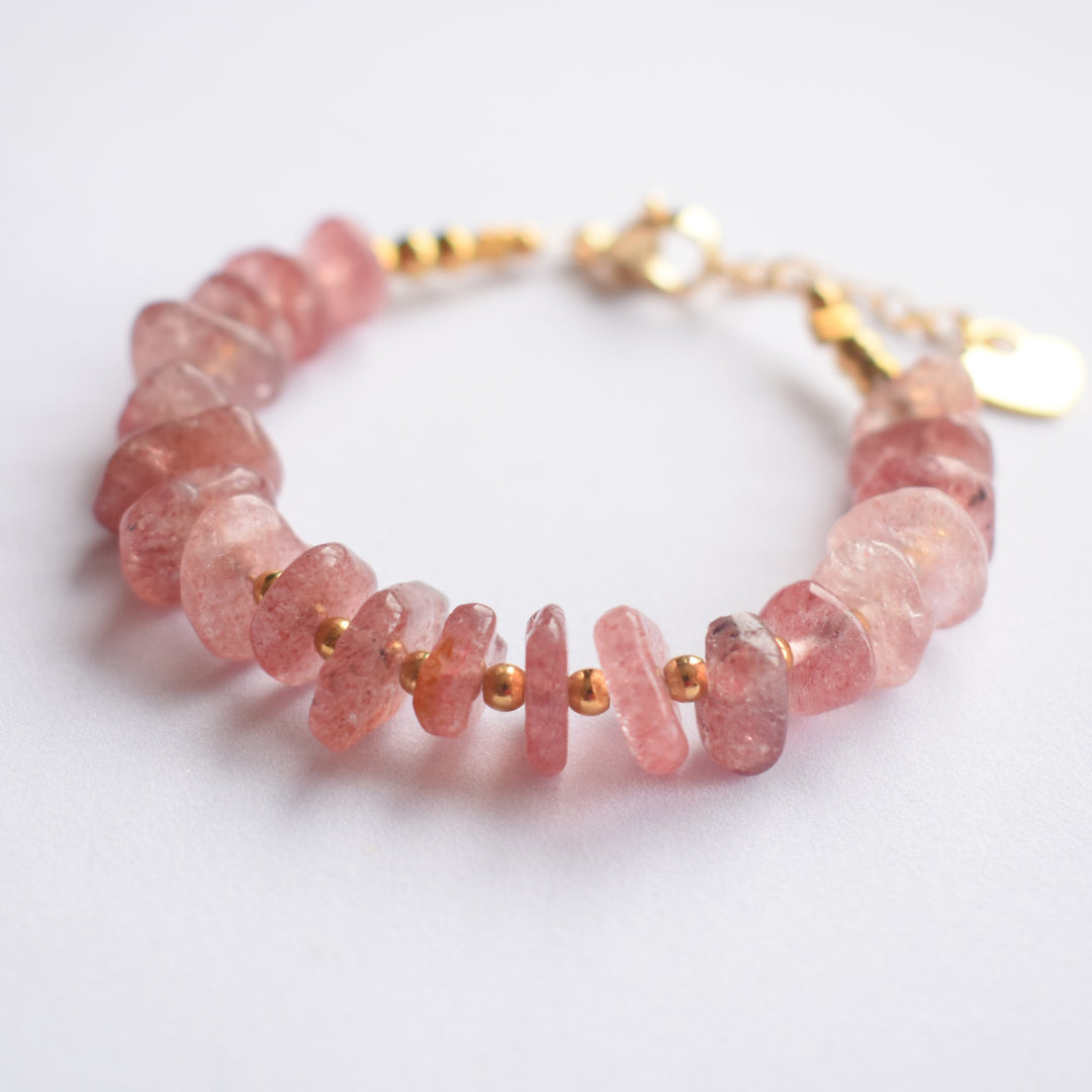Armbandje aardbeienkwarts goud
