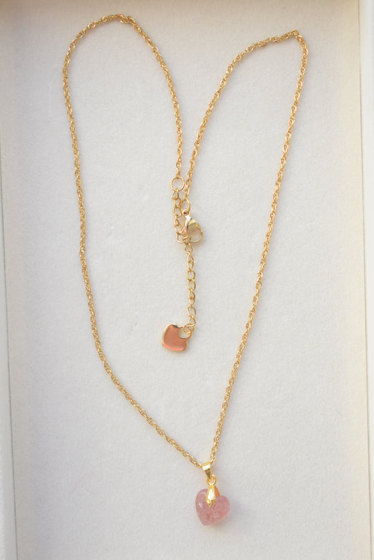 Ketting hartje aarbeienkwarts goud